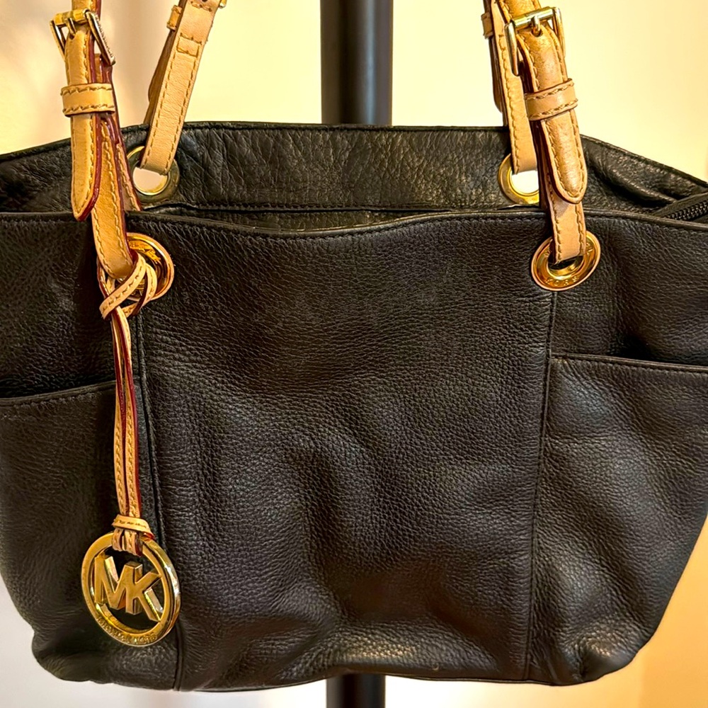 Michael kors tote
